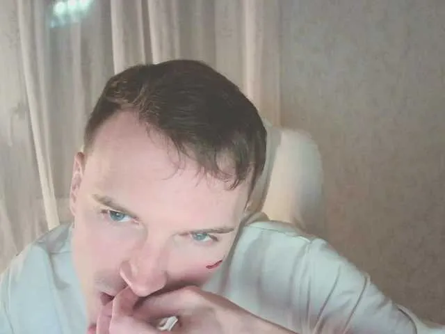 Live sex webcam photo for BongaMan91 #291544033
