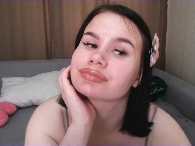 Live sex webcam photo for BoniChek #273673155