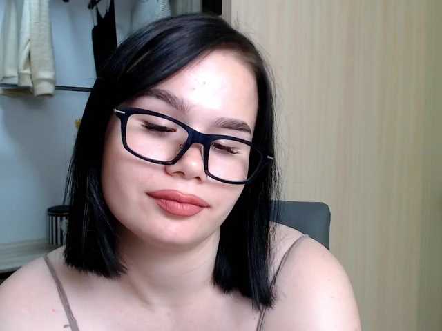 Live sex webcam photo for BoniChek #273783772