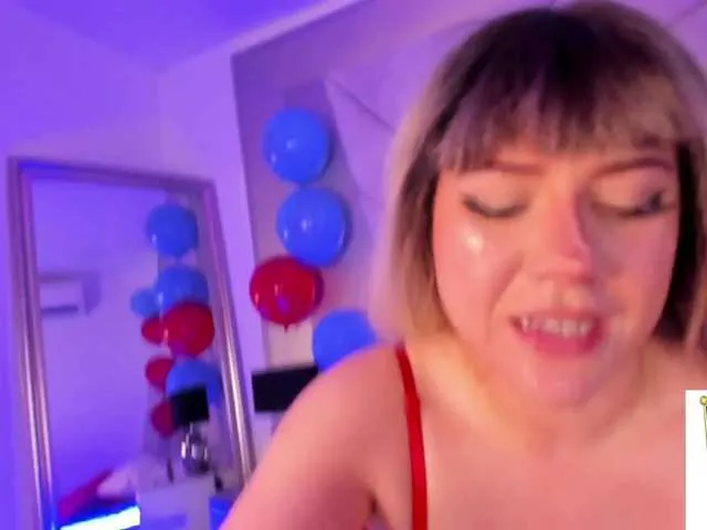 Live sex webcam photo for BonieRosie #273952236