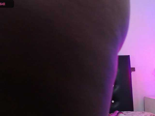 Live sex webcam photo for BonnieAbby #277551920