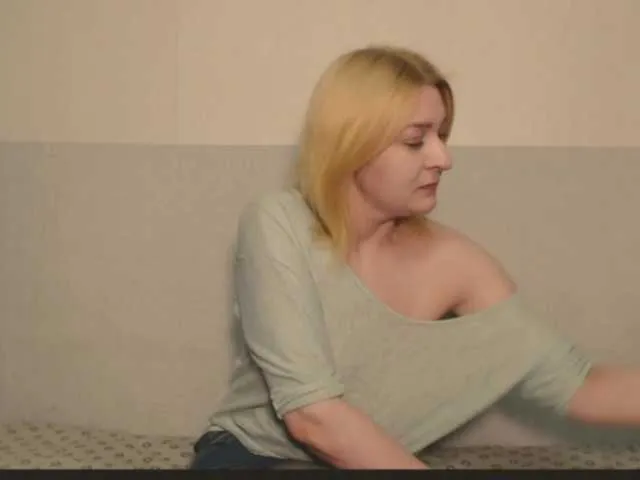 Live sex webcam photo for Bonniee #291368480