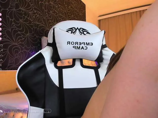 Live sex webcam photo for Bonny-flower #277086686