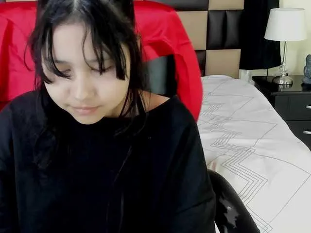 Live sex webcam photo for BonnyDelux #277675413