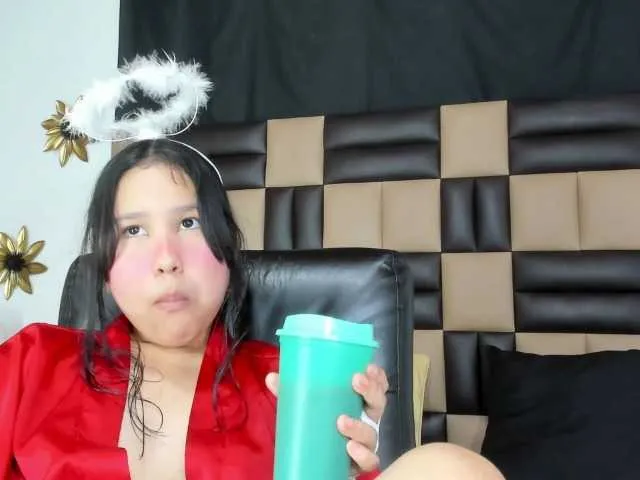 Live sex webcam photo for BonnyDelux #278012665
