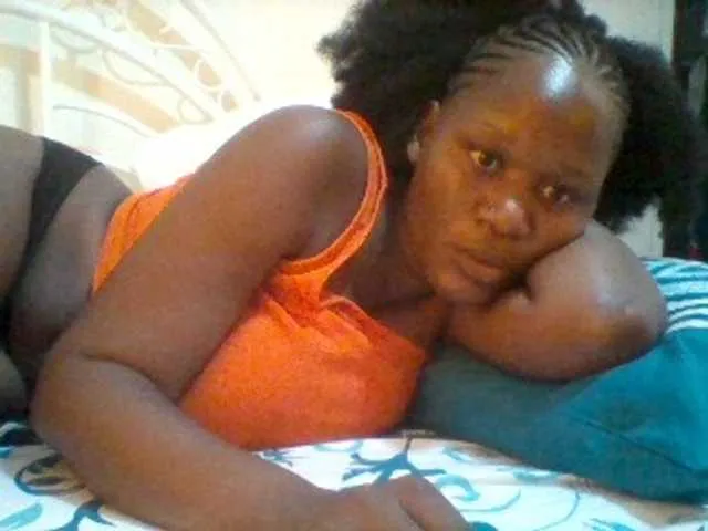 Live sex webcam photo for BoobieQueen #278213268