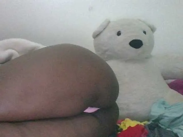 Live sex webcam photo for BoobieQueen #293292985