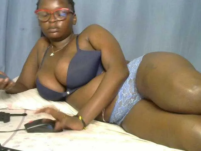 Live sex webcam photo for Boobyeva #278221750