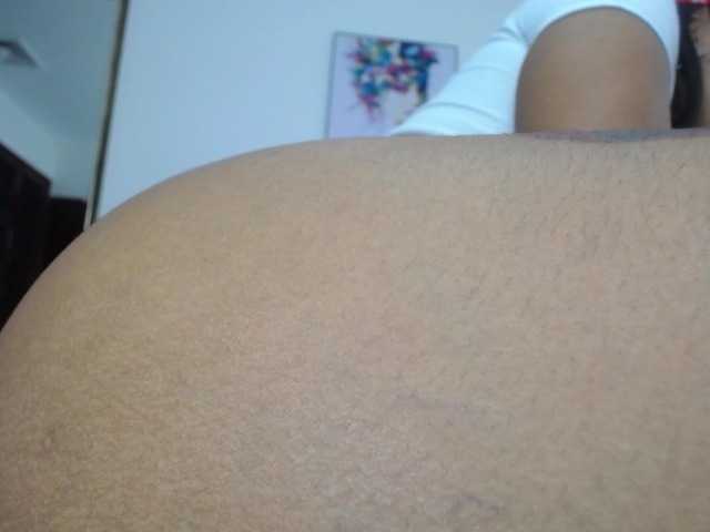 Live sex webcam photo for BooniieBrooks #272257117