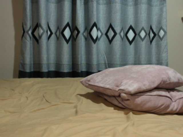 Live sex webcam photo for Bootylola #277445425