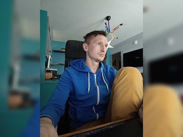 Live sex webcam photo for BoredAndAlone #277905252