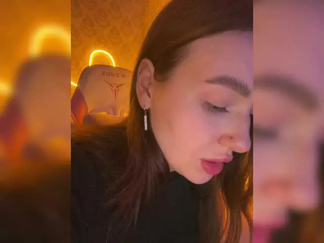 Live sex webcam photo for BoredGirl #290277834