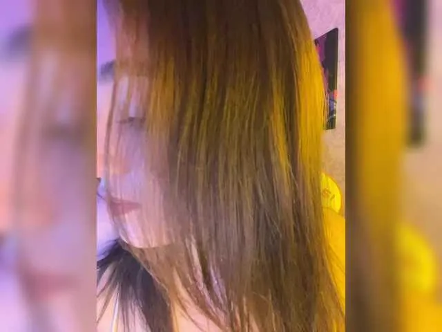 Live sex webcam photo for BoredGirl #290290036