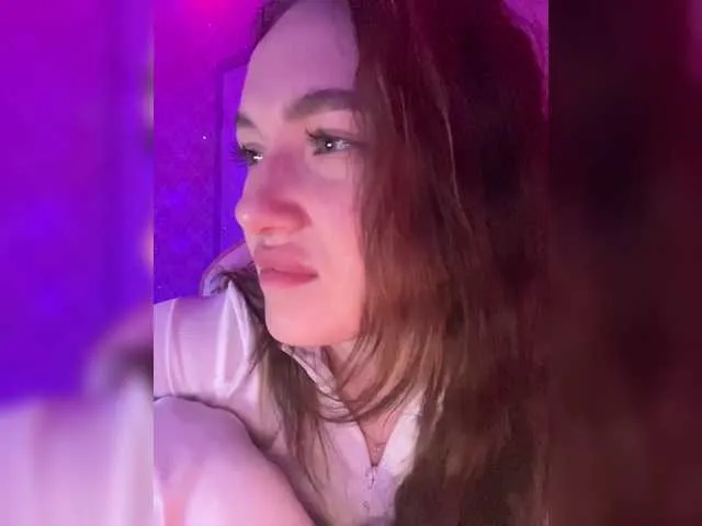 Live sex webcam photo for BoredGirl #290457757