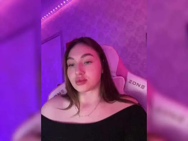 Live sex webcam photo for BoredGirl #290810452