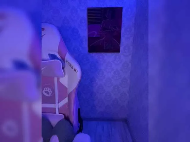 Live sex webcam photo for BoredGirl #291007025
