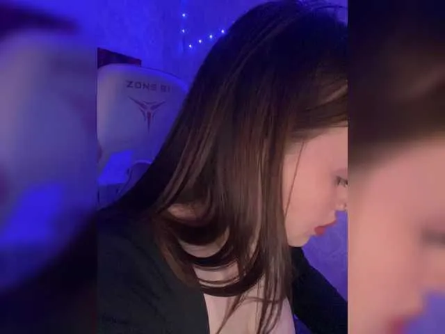 Live sex webcam photo for BoredGirl #291350598