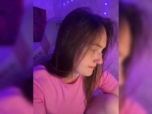 Live sex webcam photo for BoredGirl #291363010