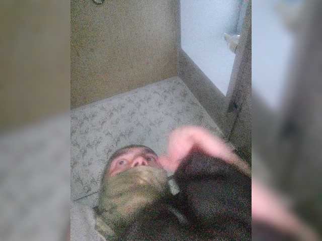 Live sex webcam photo for BossyJoe #276782521