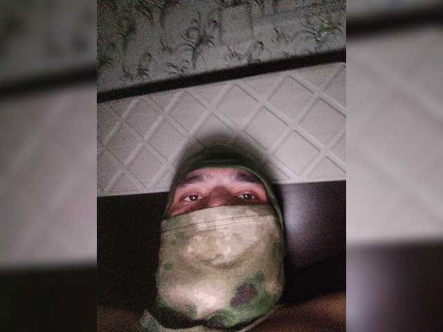 Live sex webcam photo for BossyJoe #276790524