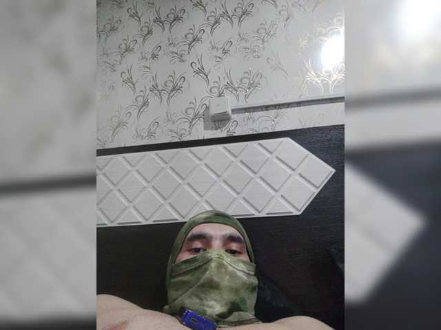 Live sex webcam photo for BossyJoe #276826292