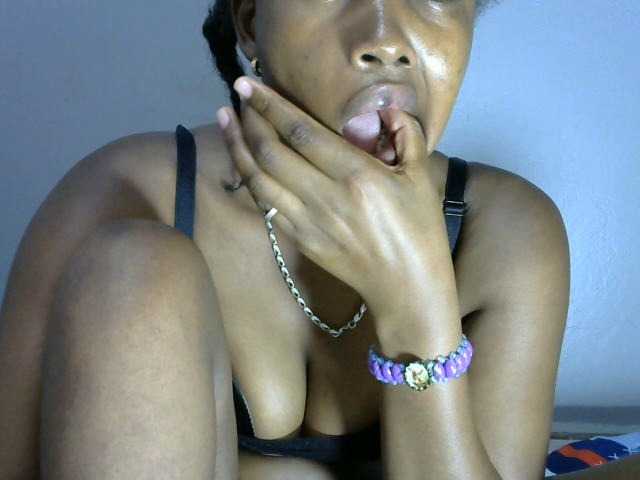 Live sex webcam photo for Bouncyass12 #277631410