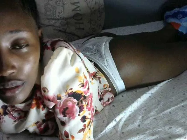 Live sex webcam photo for Bouncyass12 #277708933