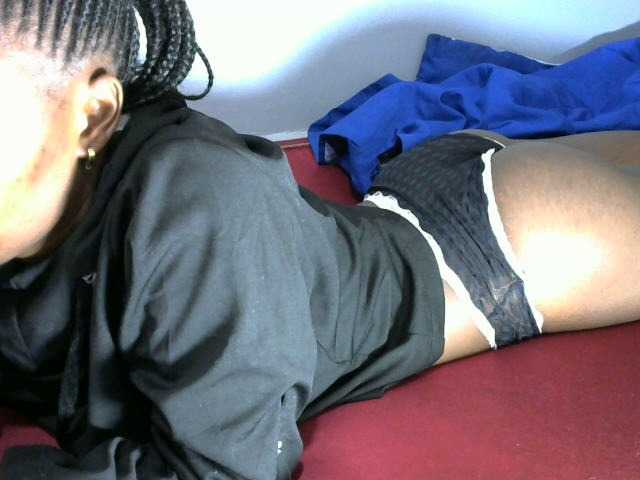 Live sex webcam photo for Bouncyass12 #277720207