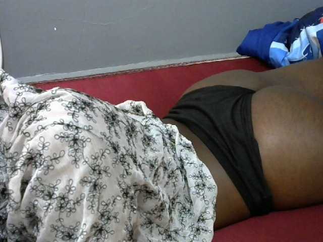 Live sex webcam photo for Bouncyass12 #277956182