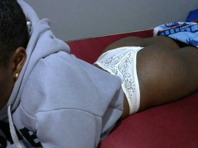 Live sex webcam photo for Bouncyass12 #277981781