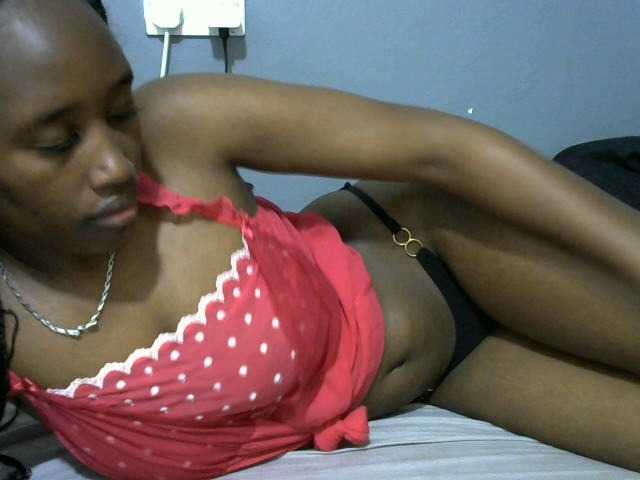 Live sex webcam photo for Bouncyass12 #278144931