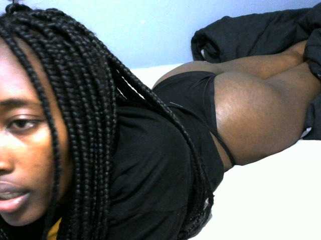 Live sex webcam photo for Bouncyass12 #278163792