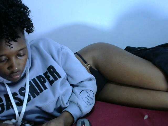 Live sex webcam photo for Bouncyass12 #281835013