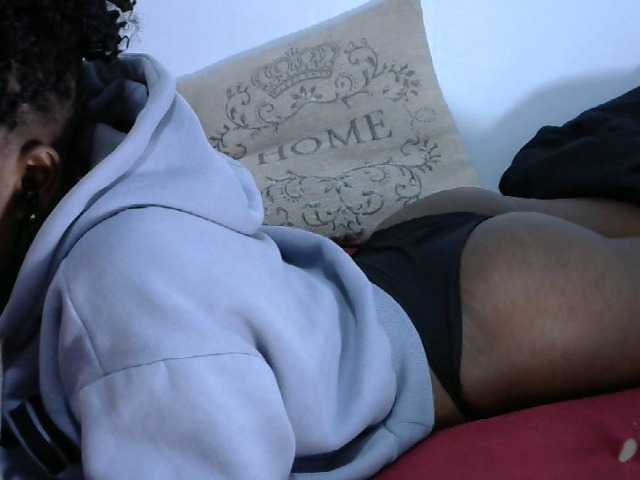 Live sex webcam photo for Bouncyass12 #282035212