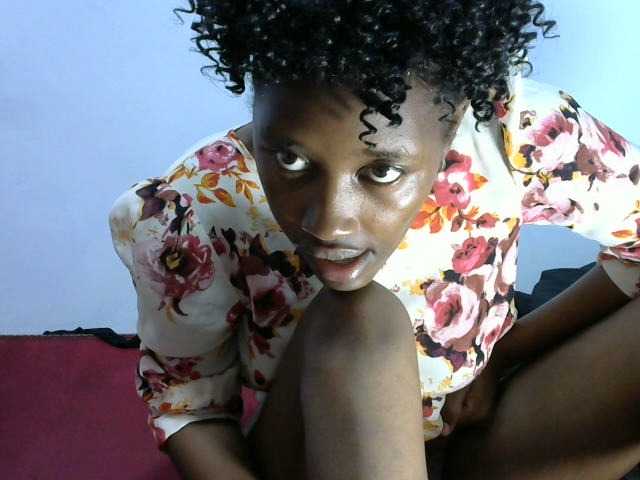 Live sex webcam photo for Bouncyass12 #283187680