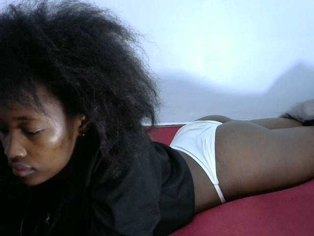 Live sex webcam photo for Bouncyass12 #288747977