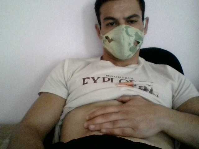 Live sex webcam photo for Boy11A #275882385