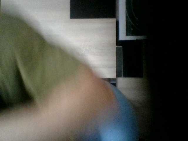 Live sex webcam photo for Boy11A #283379687