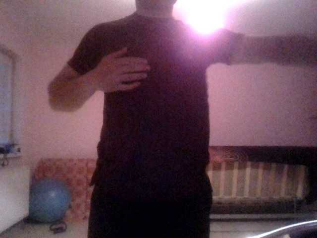 Live sex webcam photo for Boy11A #290945031