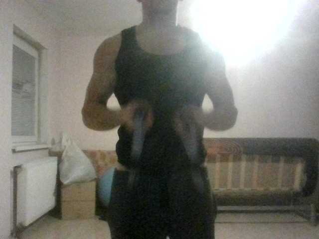 Live sex webcam photo for Boy11A #292284962