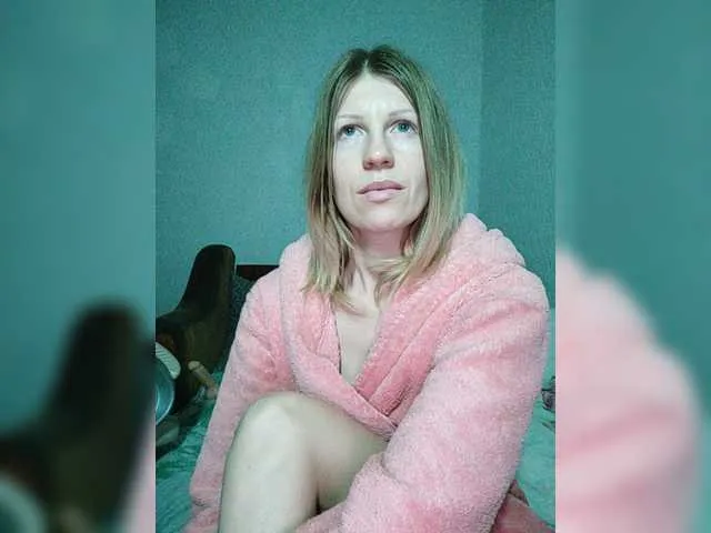 Live sex webcam photo for Brain5explo #272971886