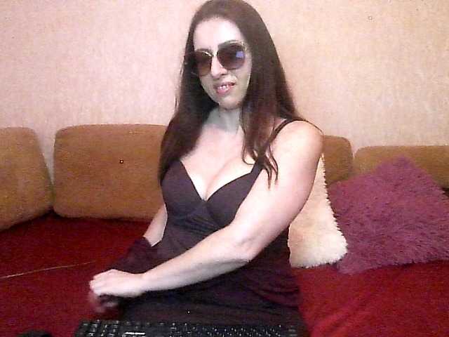 Live sex webcam photo for BrandiNicex #273069267