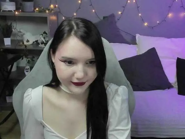 Live sex webcam photo for BrandyReed #277752617