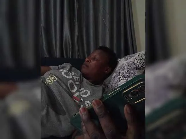 Live sex webcam photo for BreeBae #290040356