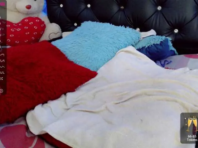 Live sex webcam photo for Brenda-7 #273960414