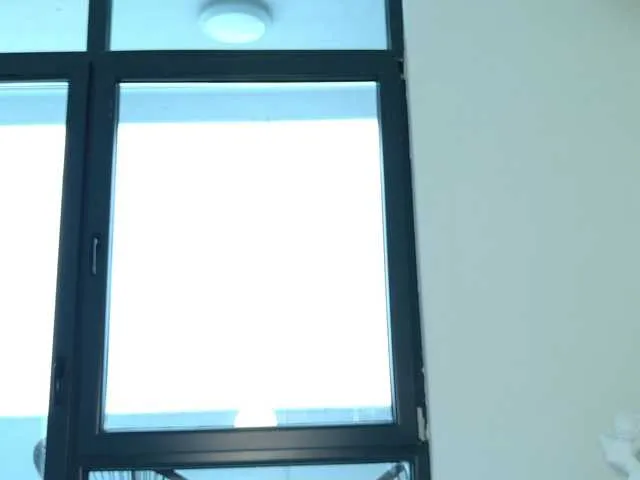 Live sex webcam photo for Brenda-M00n #290553020