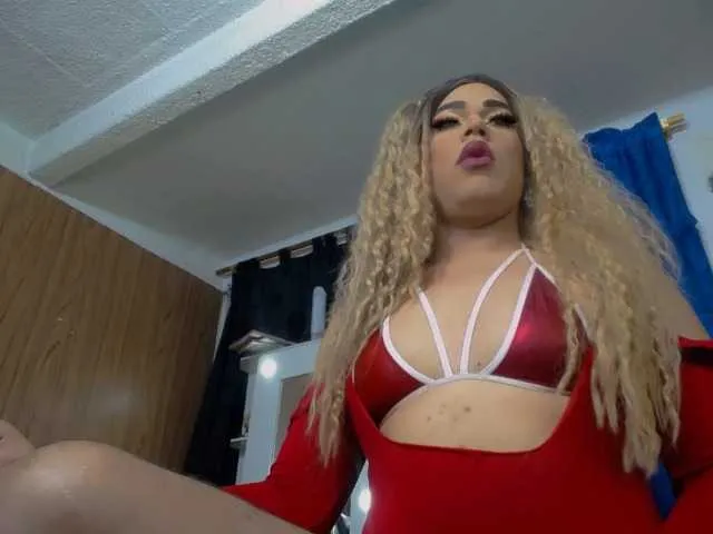 Live sex webcam photo for BrendaXXXHot #277465212