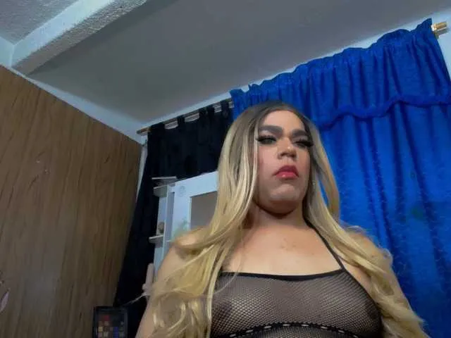 Live sex webcam photo for BrendaXXXHot #277520667