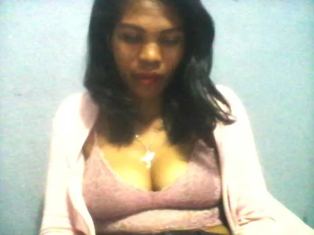 Live sex webcam photo for Brendamims1 #276002415