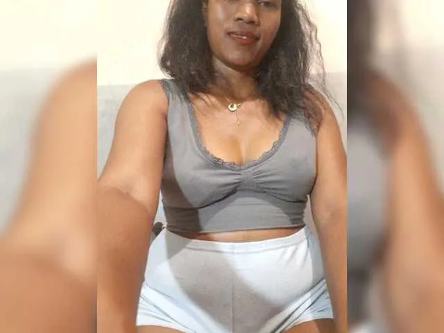 Live sex webcam photo for Brendamims1 #277787529